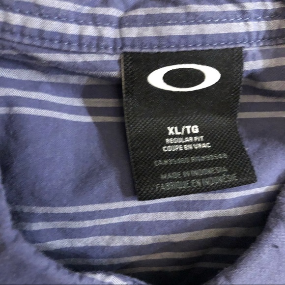 Oakley Casual Button Up Short Sleeve - XL - Picture 2 of 3